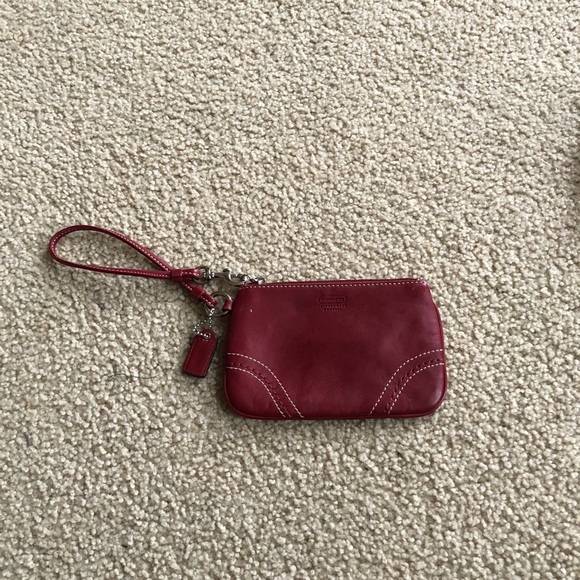 Vintage Authentic Maroon Leather Coach Wristlet Excellent - Picture 3 of 5